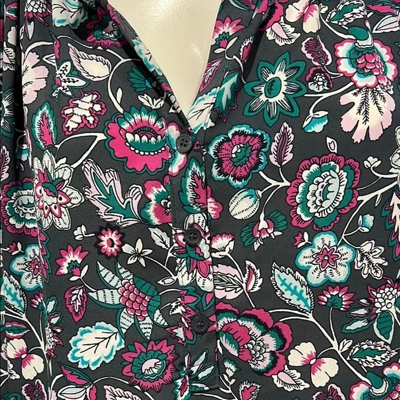 LOFT Gray and Pink Buttoned Long Sleeve Blouse Large #DD - Picture 4 of 7